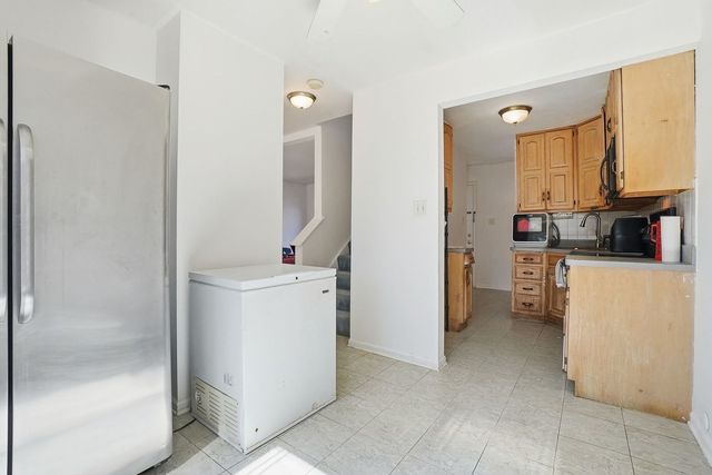 18W274 Kirkland Lane, Villa Park, IL 60181