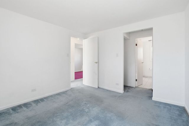 18W274 Kirkland Lane, Villa Park, IL 60181