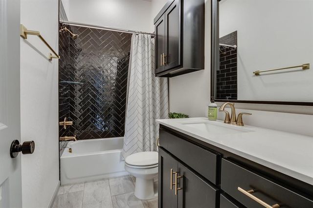 6617 NW 147th Street, Oklahoma City, OK 73142