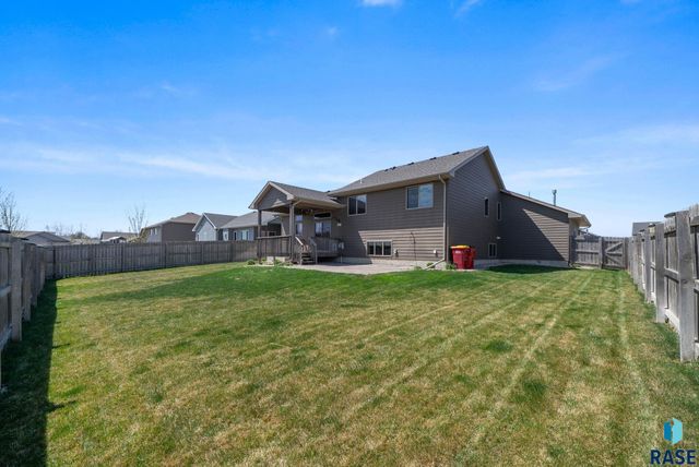 5504 S Solono Ave Avenue, Sioux Falls, SD 57108