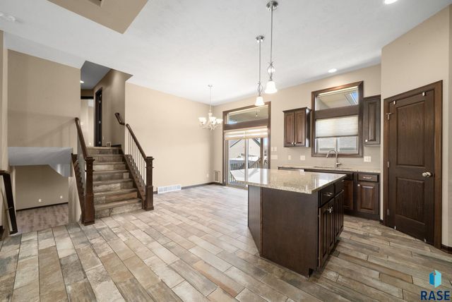 5504 S Solono Ave Avenue, Sioux Falls, SD 57108