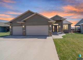 5504 S Solono Ave Avenue, Sioux Falls, SD 57108