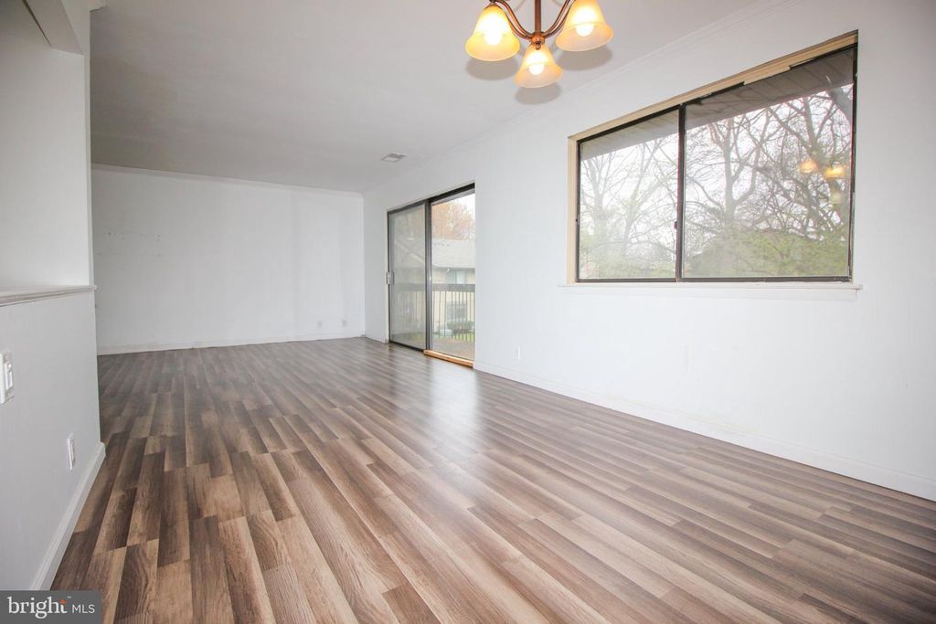 115 E KINGS HWY #410, MAPLE SHADE, NJ 08052 — photo 3