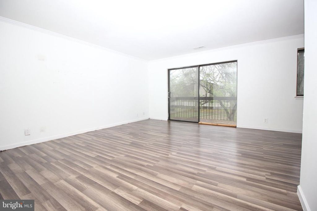 115 E KINGS HWY #410, MAPLE SHADE, NJ 08052 — photo 5