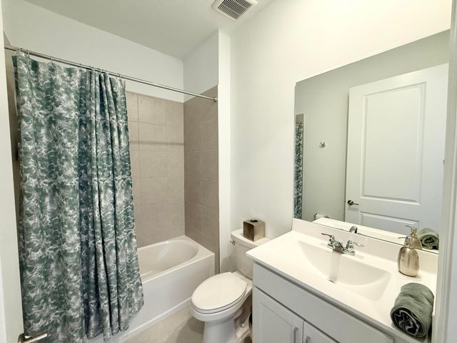 5658 Divine Drive, Delray Beach, FL 33484