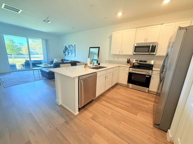 5658 Divine Drive, Delray Beach, FL 33484