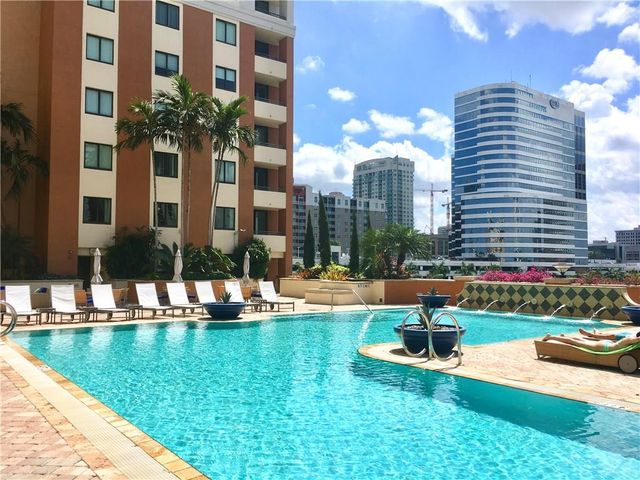100 N Federal Highway 1136, Fort Lauderdale, FL 33301