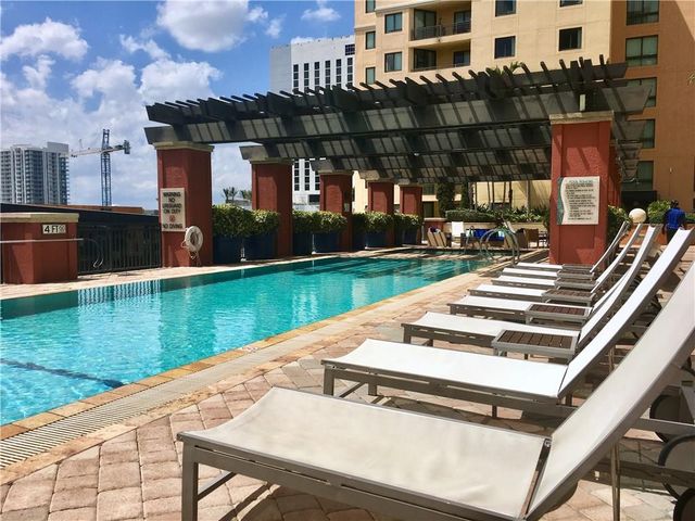 100 N Federal Highway 1136, Fort Lauderdale, FL 33301