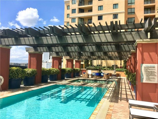 100 N Federal Highway 1136, Fort Lauderdale, FL 33301