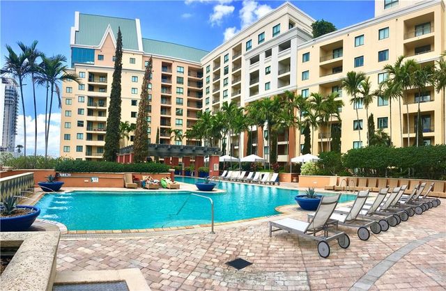 100 N Federal Highway 1136, Fort Lauderdale, FL 33301