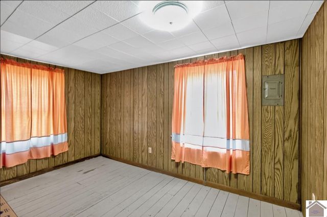 17551 Dawson RD, Dawson Springs, KY 42408