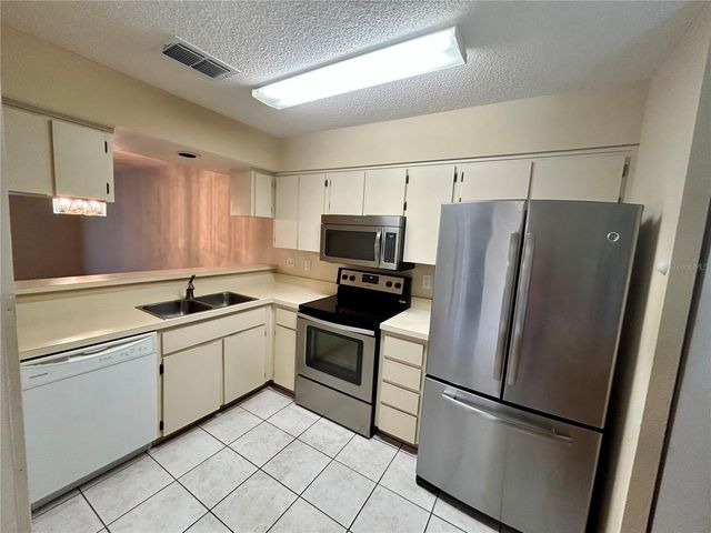 4908 MYRTLE OAK DRIVE 13, New Port Richey, FL 34653