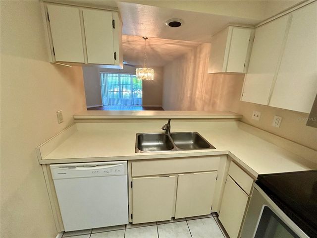 4908 MYRTLE OAK DRIVE 13, New Port Richey, FL 34653