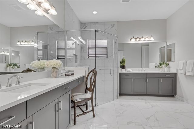 4541 Azalea DR, Naples, FL 34119
