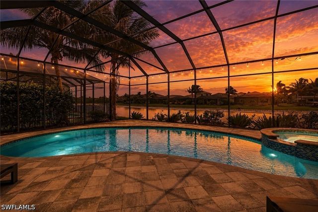 4541 Azalea DR, Naples, FL 34119