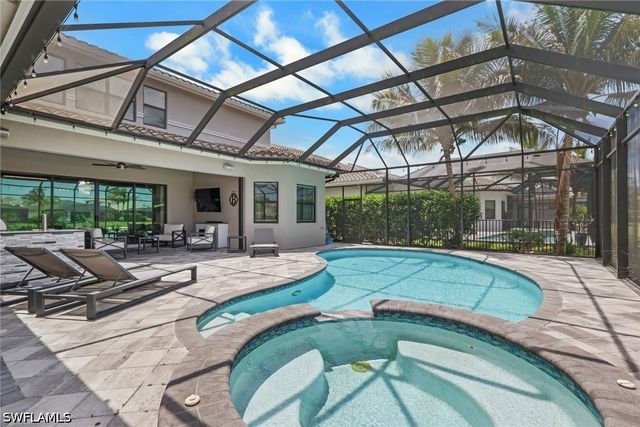 4541 Azalea DR, Naples, FL 34119