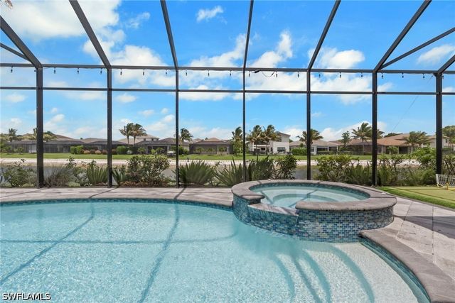 4541 Azalea DR, Naples, FL 34119
