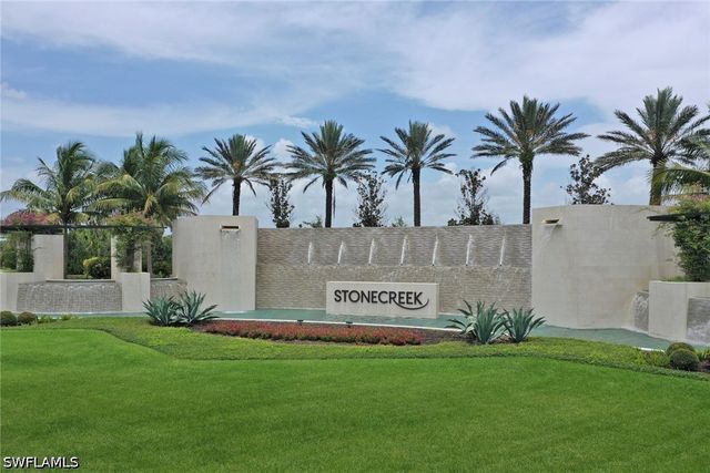 4541 Azalea DR, Naples, FL 34119
