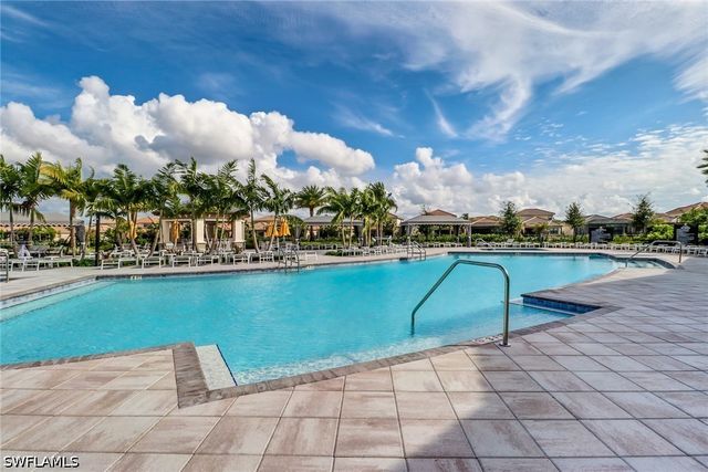 4541 Azalea DR, Naples, FL 34119