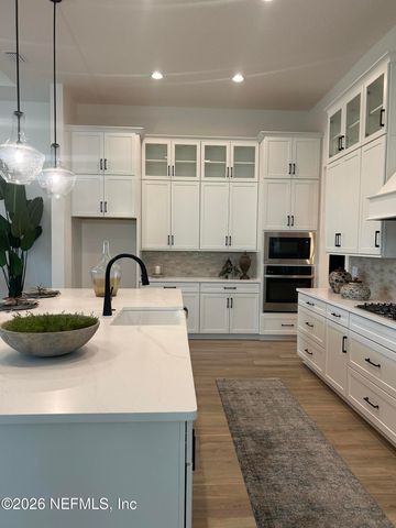 5909 CANOPY ROW Street, Jacksonville, FL 32224