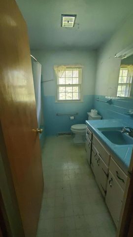 1359 Longview DR, Bassett, VA 24055