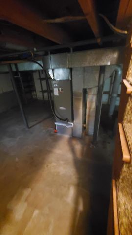 1359 Longview DR, Bassett, VA 24055