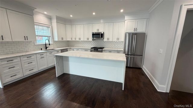 172 Lakeview Avenue 170, West Harrison, NY 10604