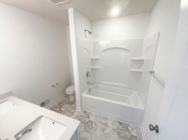 20333 Gadget Circle, Lakeville, MN 55044