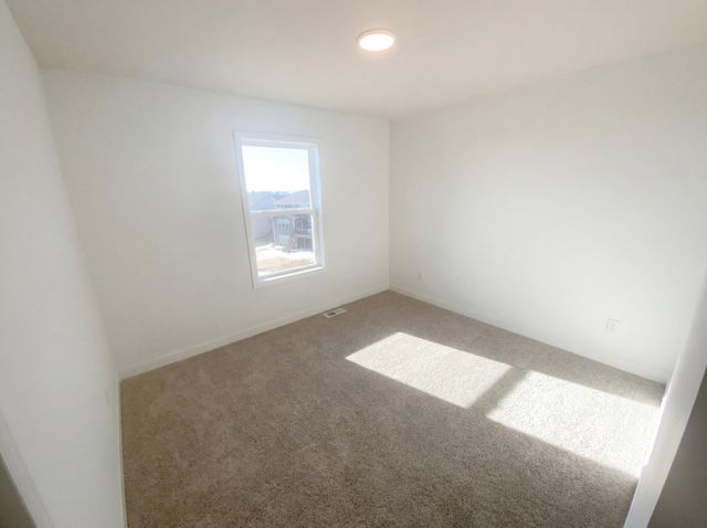 20333 Gadget Circle, Lakeville, MN 55044