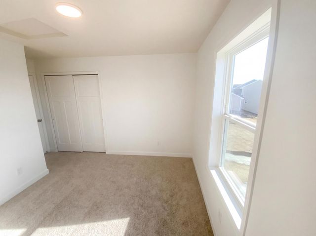 20333 Gadget Circle, Lakeville, MN 55044