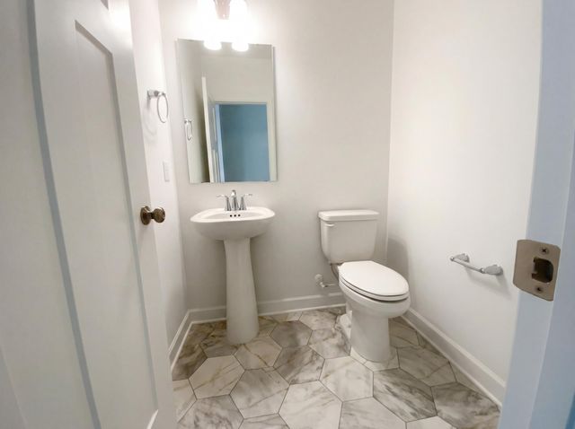 20333 Gadget Circle, Lakeville, MN 55044