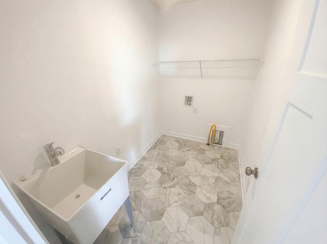 20333 Gadget Circle, Lakeville, MN 55044