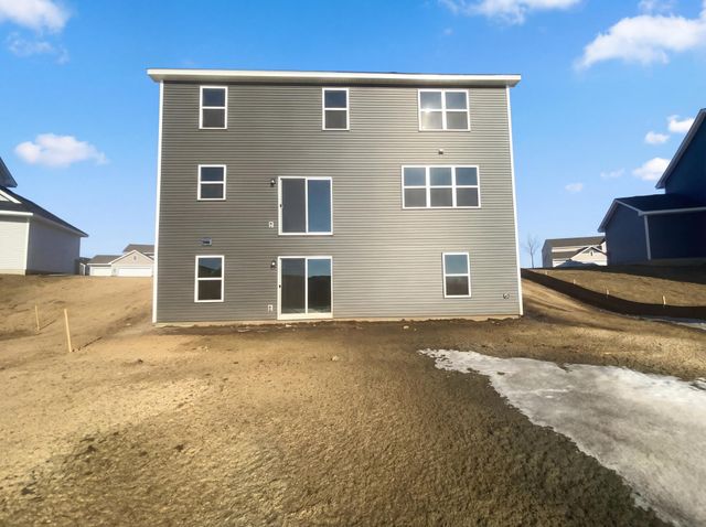 20333 Gadget Circle, Lakeville, MN 55044