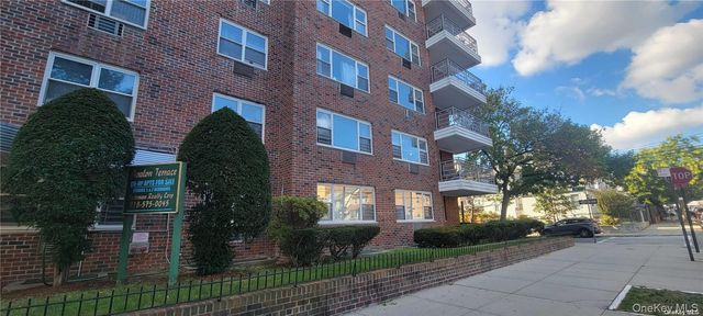 89-00 170 Street 11N, Jamaica, NY 11432