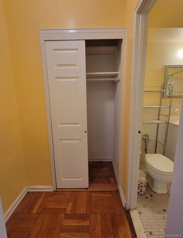 89-00 170 Street 11N, Jamaica, NY 11432