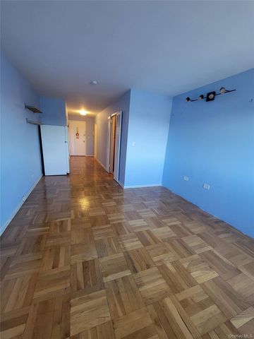 89-00 170 Street 11N, Jamaica, NY 11432