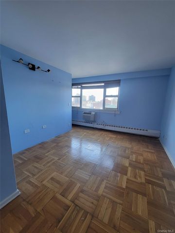89-00 170 Street 11N, Jamaica, NY 11432