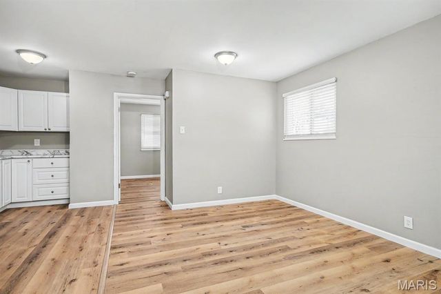 329 Eichelberger Street, St Louis, MO 63111