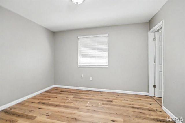 329 Eichelberger Street, St Louis, MO 63111