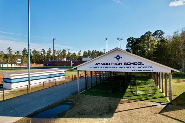 1242 Cappin Ln., Aynor, SC 29511