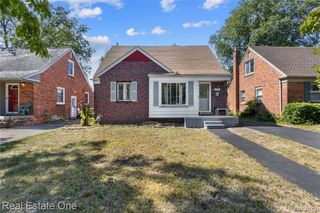 212 Shadowlawn Street, Inkster, MI 48141