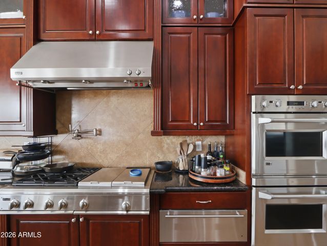 18135 W MISSOURI Avenue, Litchfield Park, AZ 85340