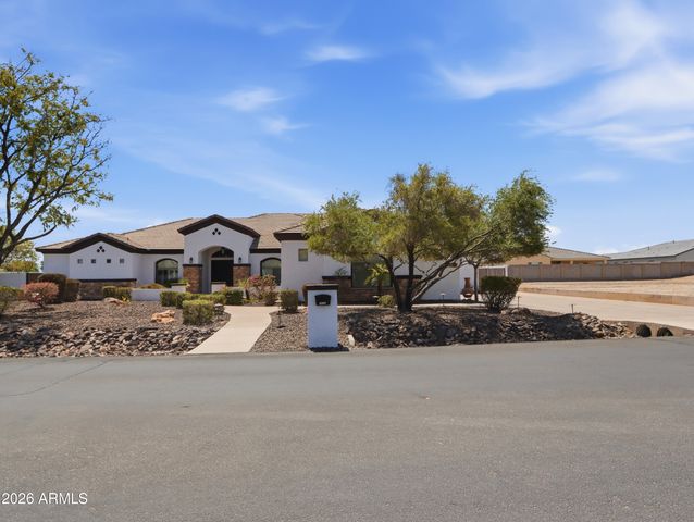 18135 W MISSOURI Avenue, Litchfield Park, AZ 85340
