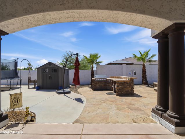 18135 W MISSOURI Avenue, Litchfield Park, AZ 85340