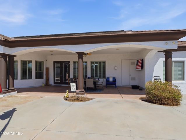 18135 W MISSOURI Avenue, Litchfield Park, AZ 85340