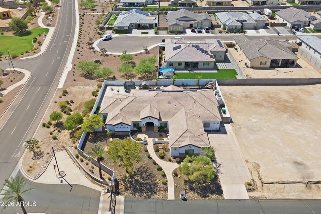 18135 W MISSOURI Avenue, Litchfield Park, AZ 85340