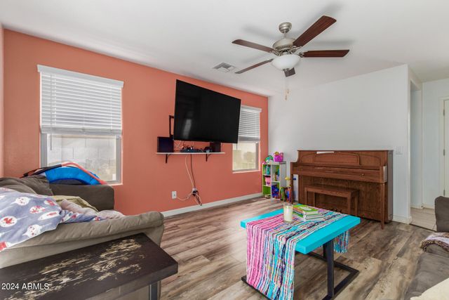 8216 W ALBENIZ Place, Phoenix, AZ 85043
