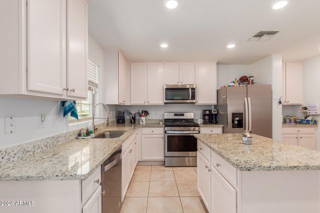 8216 W ALBENIZ Place, Phoenix, AZ 85043