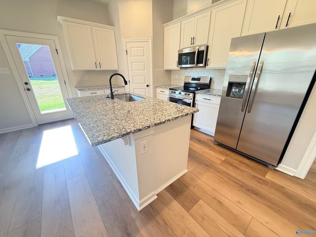 16541 Aspen Lane, Athens, AL 35611