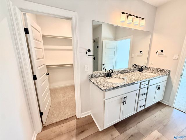 16541 Aspen Lane, Athens, AL 35611